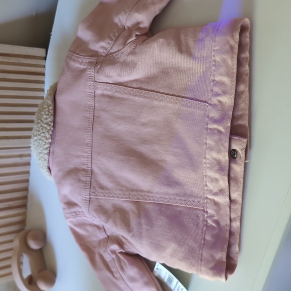 New with Tags GAP pink jean jacket. - Picture 8 of 8